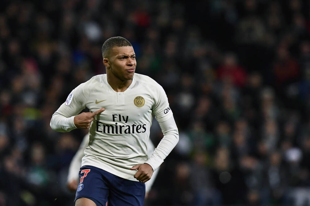 重整后深陷亏损泥潭，福石控股三季报亏损扩大近八成